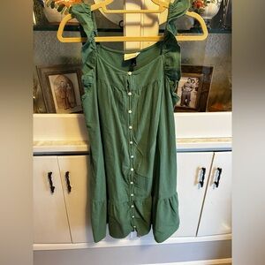 Universal Thread Sage Green Button-Front Ruffle Tank Midi Sun Dress Med